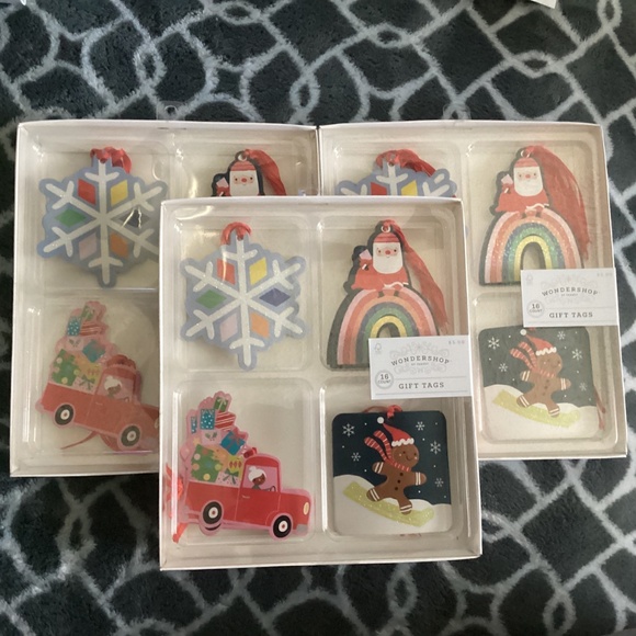 Wondershop Gift Tags Bundle 16 count/pack New - Picture 2 of 8